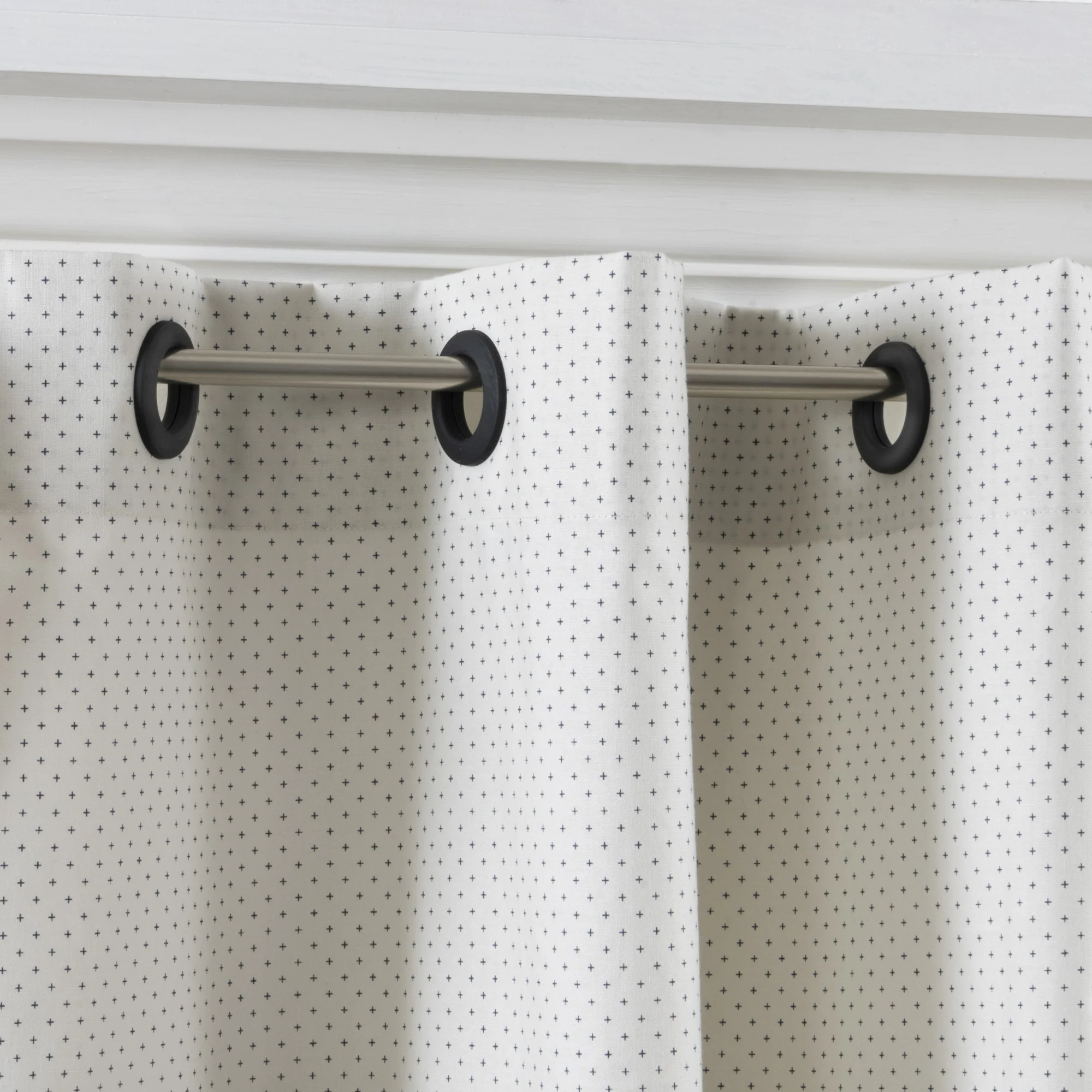1" Curtain Grommets, Black, 8 Sets - Image 6