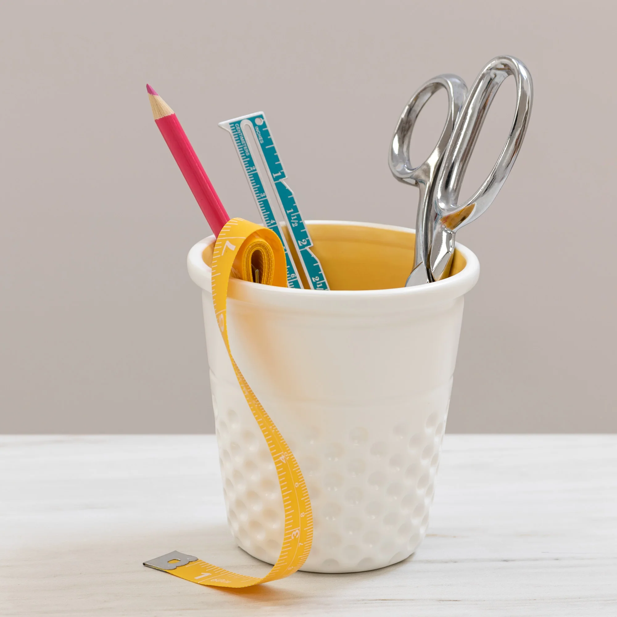 Novelty Ceramic Thimble Container, Yellow - Image 4
